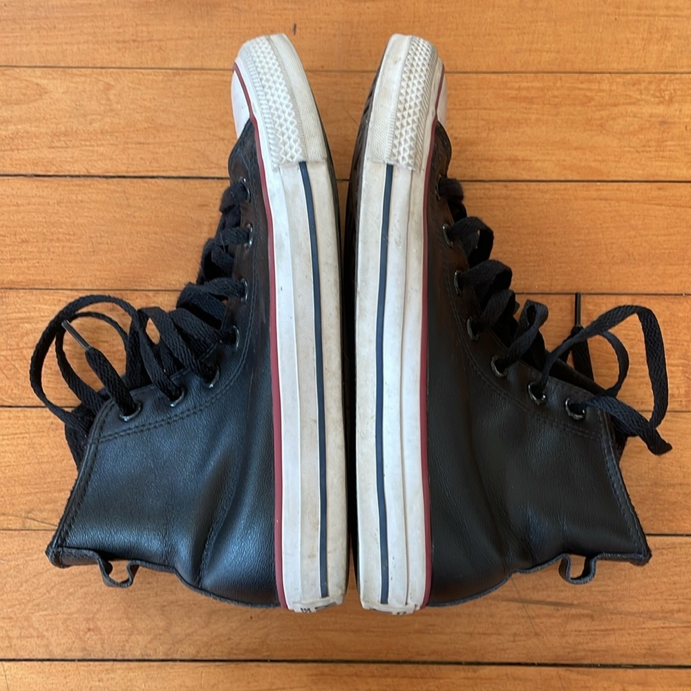 Converse All Star Black Leather Luxe fleece lined sneakers Mens 4 Women’s 6 - Picture 6 of 9